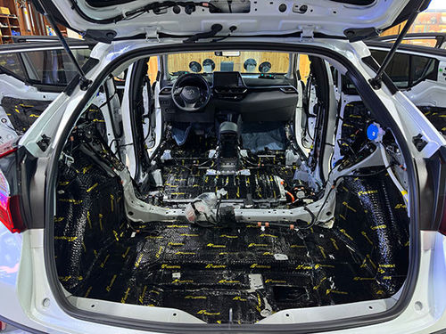 Toyota Yizawa todo o carro caixa de construção de isolamento sonoro
